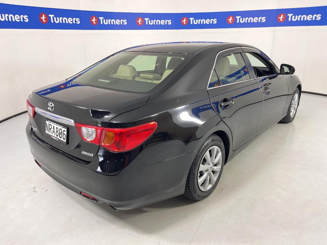 Photo '7' of Toyota Markx Photo '7' of Toyota Markx