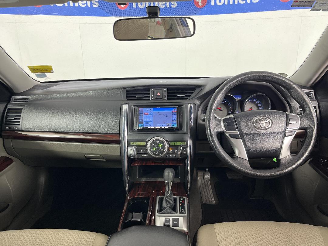 Photo '17' of Toyota Markx Photo '17' of Toyota Markx