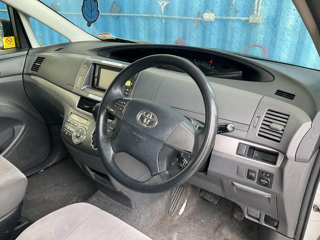 Photo '22' of Toyota Previa