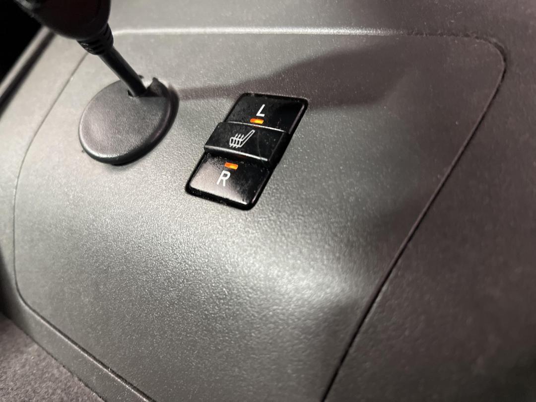 Photo '27' of Toyota Prius Photo '27' of Toyota Prius