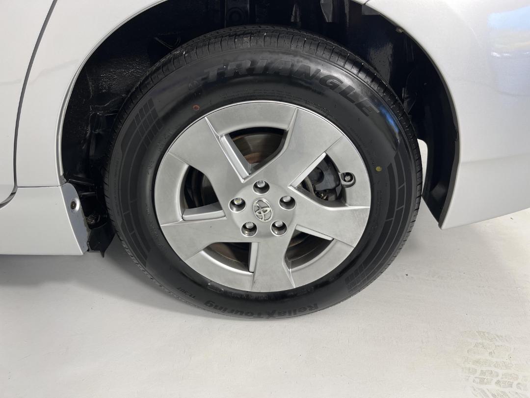 Photo '11' of Toyota Prius Photo '11' of Toyota Prius