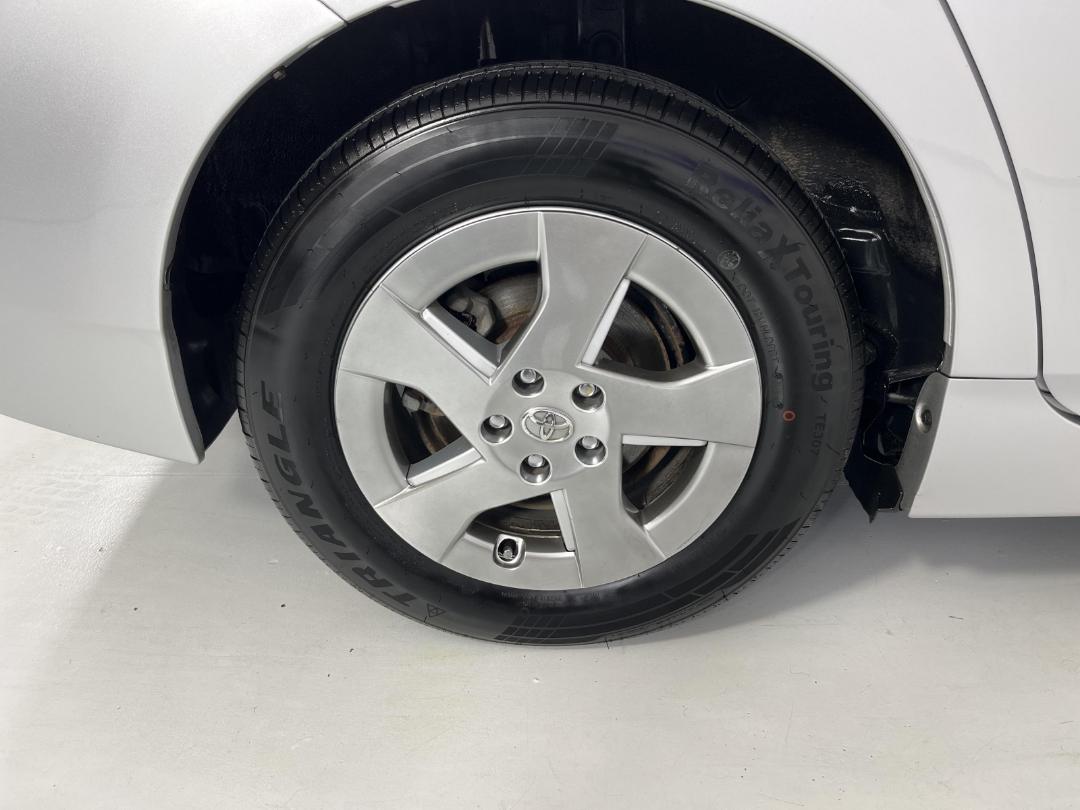 Photo '12' of Toyota Prius Photo '12' of Toyota Prius