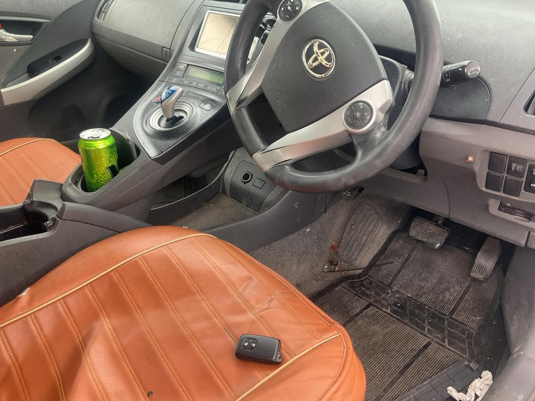 Photo '8' of Toyota Prius Hybrid