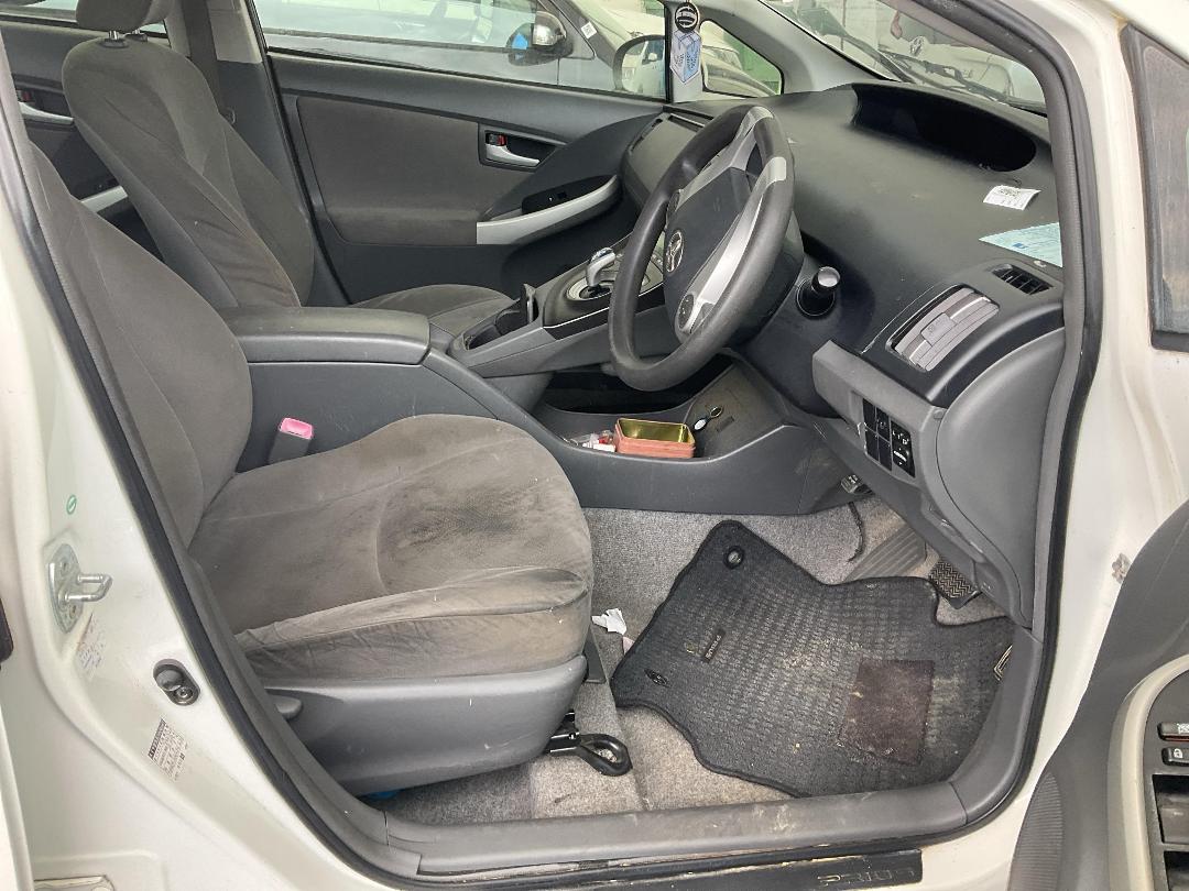 Photo '24' of Toyota Prius Photo '24' of Toyota Prius