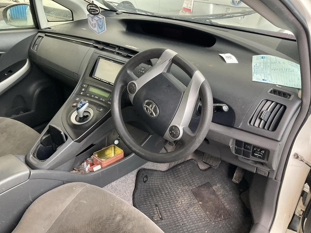 Photo '25' of Toyota Prius Photo '25' of Toyota Prius