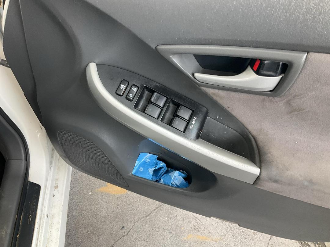 Photo '26' of Toyota Prius Photo '26' of Toyota Prius