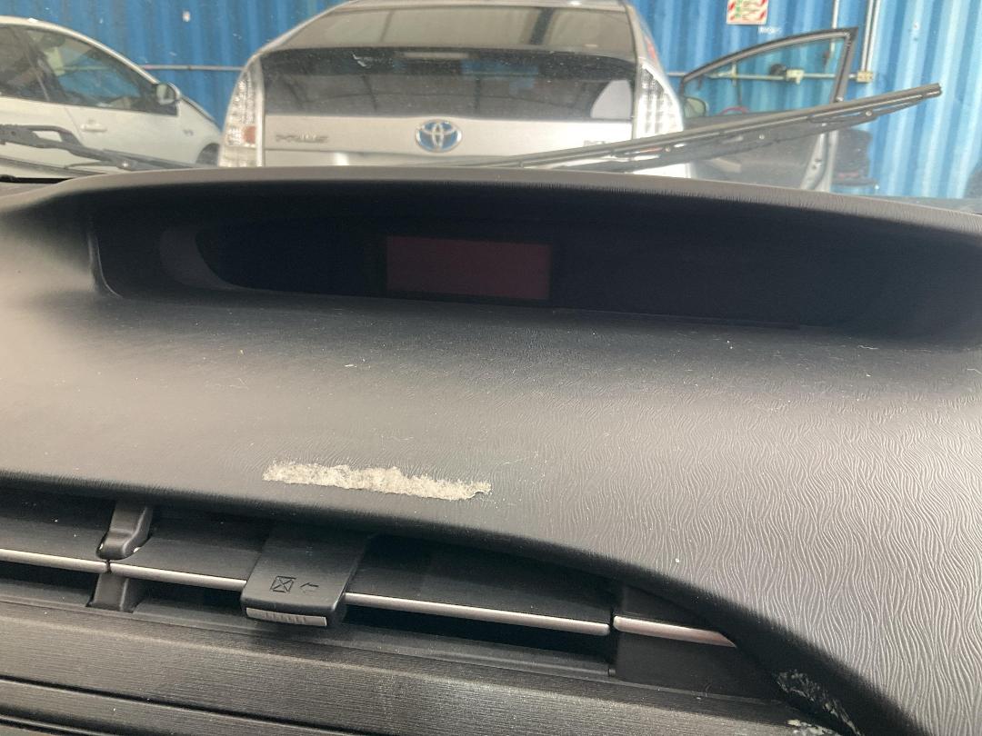 Photo '27' of Toyota Prius Photo '27' of Toyota Prius