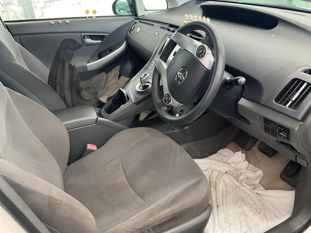 Photo '6' of Toyota Prius Hybrid Photo '6' of Toyota Prius Hybrid