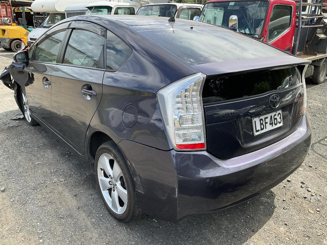 Photo '3' of Toyota Prius Hybrid Photo '3' of Toyota Prius Hybrid