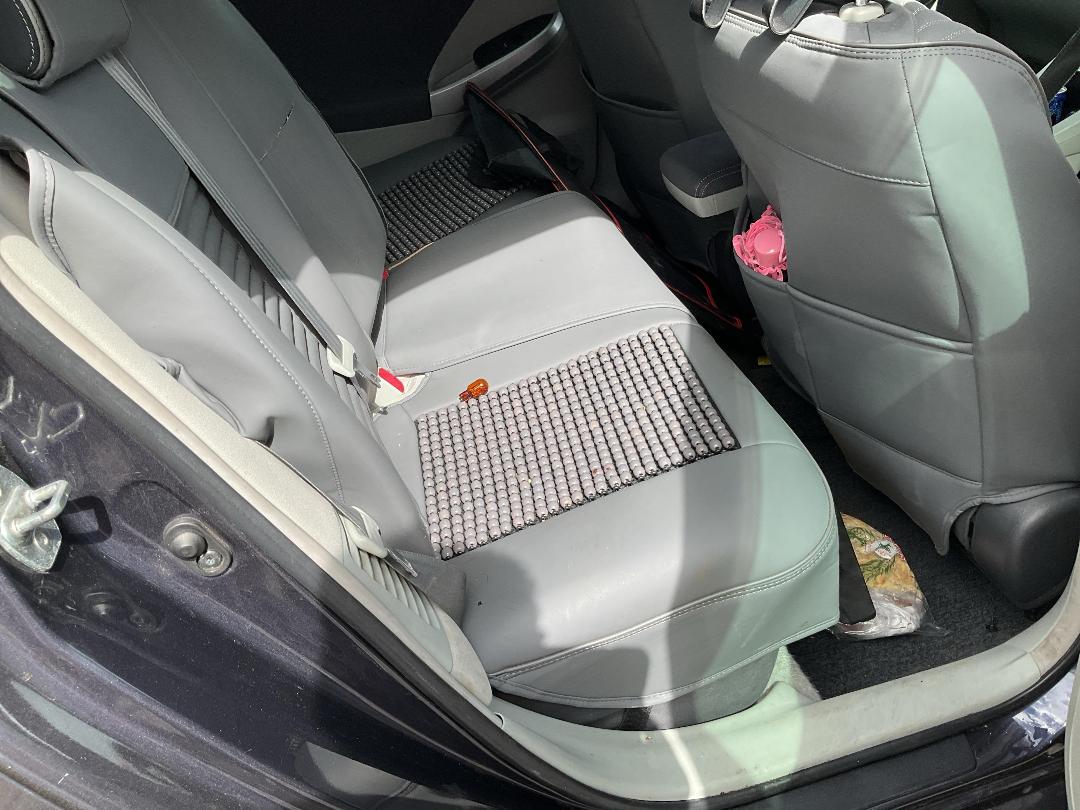 Photo '14' of Toyota Prius Hybrid Photo '14' of Toyota Prius Hybrid