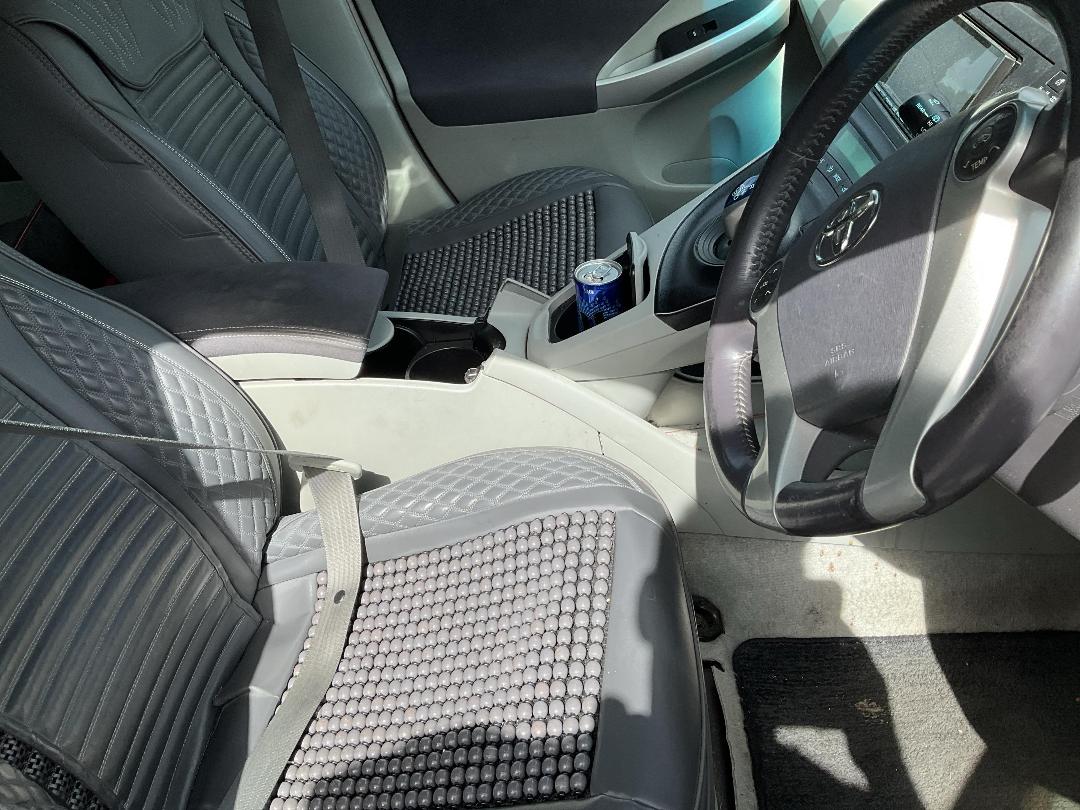 Photo '13' of Toyota Prius Hybrid Photo '13' of Toyota Prius Hybrid