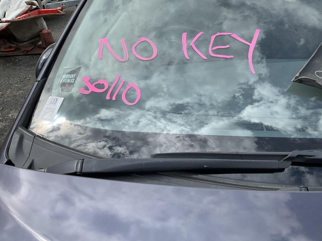 Photo '21' of Toyota Prius Hybrid Photo '21' of Toyota Prius Hybrid