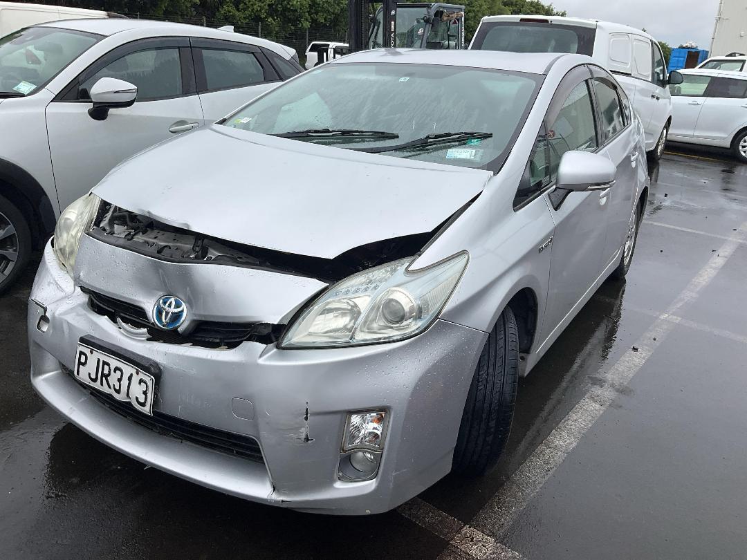 Photo '2' of Toyota Prius 1.8L Petrol Hybrid Photo '2' of Toyota Prius 1.8L Petrol Hybrid