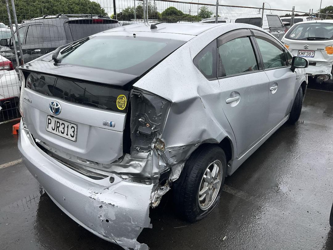 Photo '4' of Toyota Prius 1.8L Petrol Hybrid Photo '4' of Toyota Prius 1.8L Petrol Hybrid