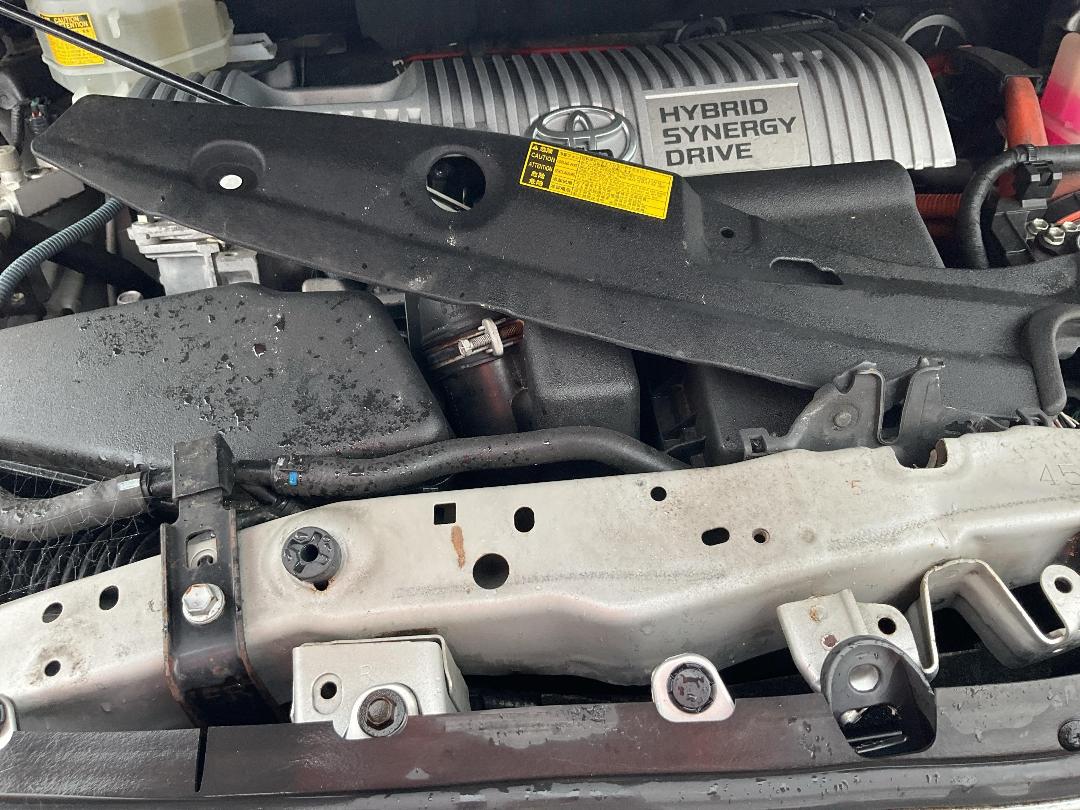 Photo '6' of Toyota Prius 1.8L Petrol Hybrid Photo '6' of Toyota Prius 1.8L Petrol Hybrid