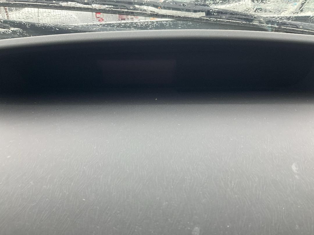 Photo '11' of Toyota Prius 1.8L Petrol Hybrid Photo '11' of Toyota Prius 1.8L Petrol Hybrid