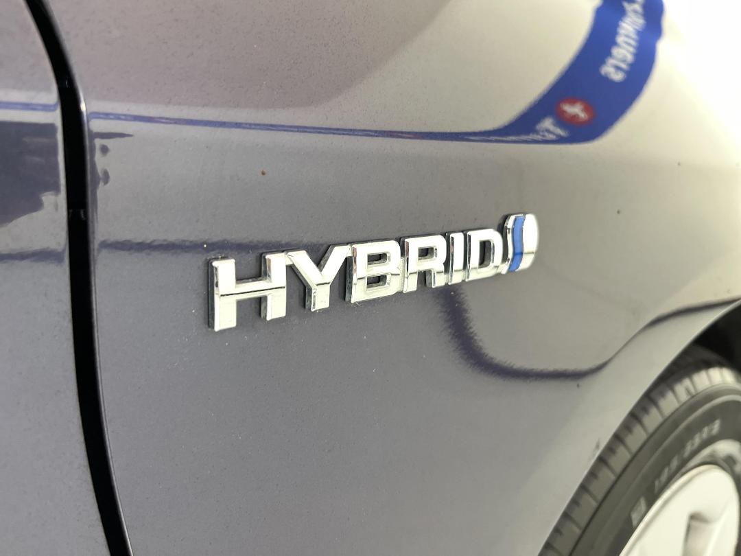 Photo '23' of Toyota Prius Photo '23' of Toyota Prius