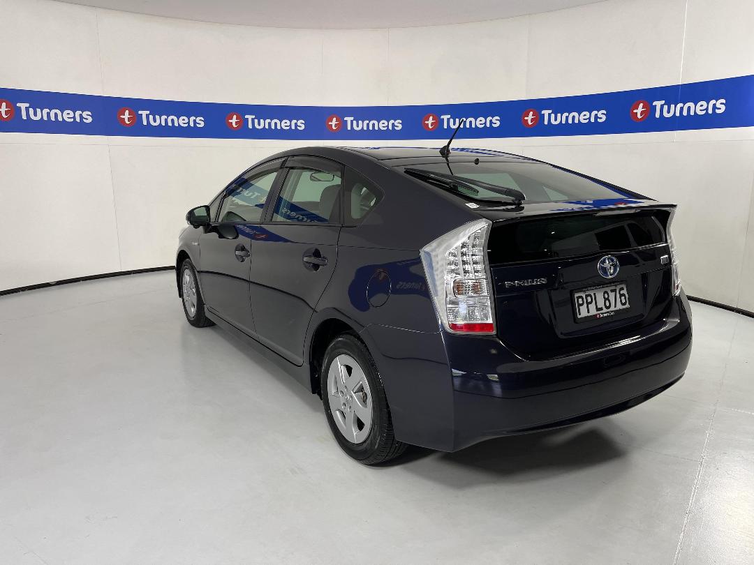 Photo '5' of Toyota Prius Photo '5' of Toyota Prius