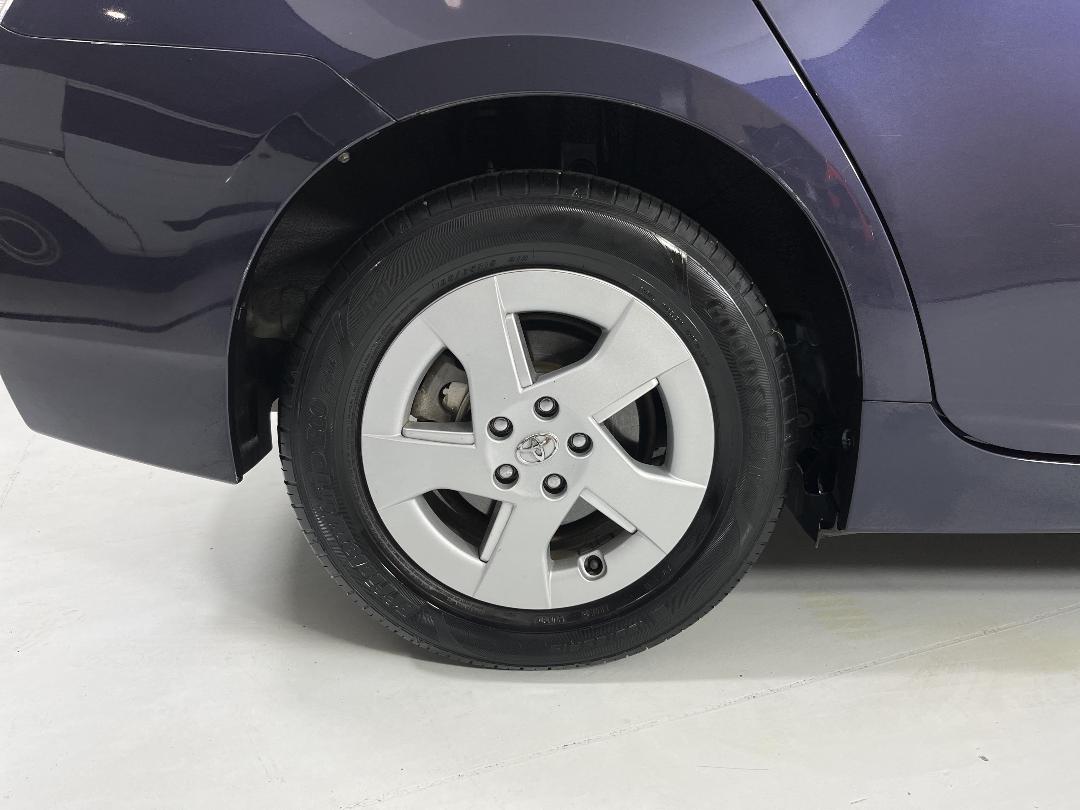 Photo '12' of Toyota Prius Photo '12' of Toyota Prius