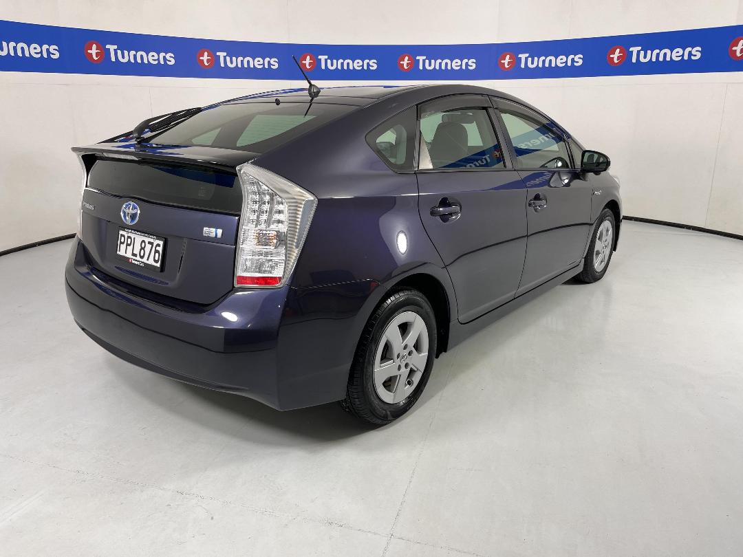 Photo '7' of Toyota Prius Photo '7' of Toyota Prius