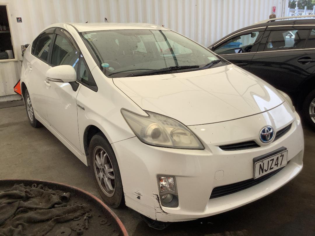 Photo '3' of Toyota Prius Photo '3' of Toyota Prius