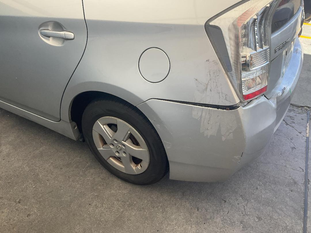 Photo '12' of Toyota Prius