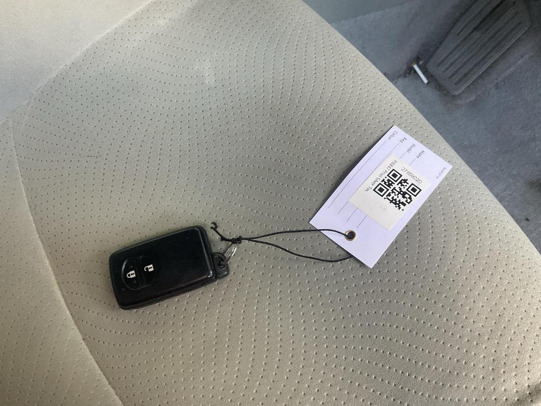 Photo '22' of Toyota Prius