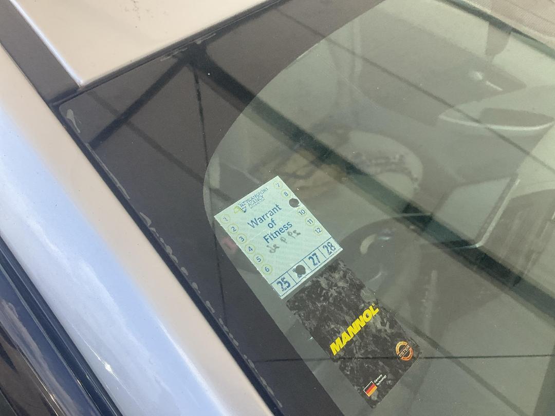 Photo '26' of Toyota Prius