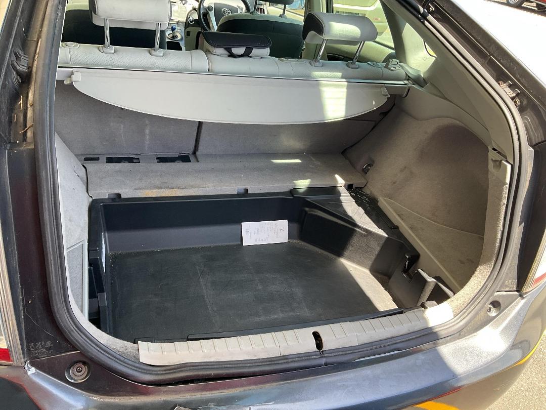 Photo '17' of Toyota Prius Photo '17' of Toyota Prius