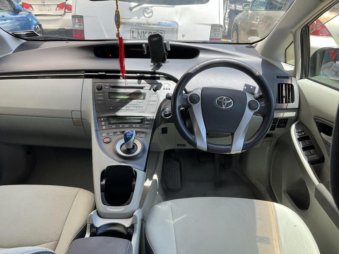 Photo '23' of Toyota Prius Photo '23' of Toyota Prius