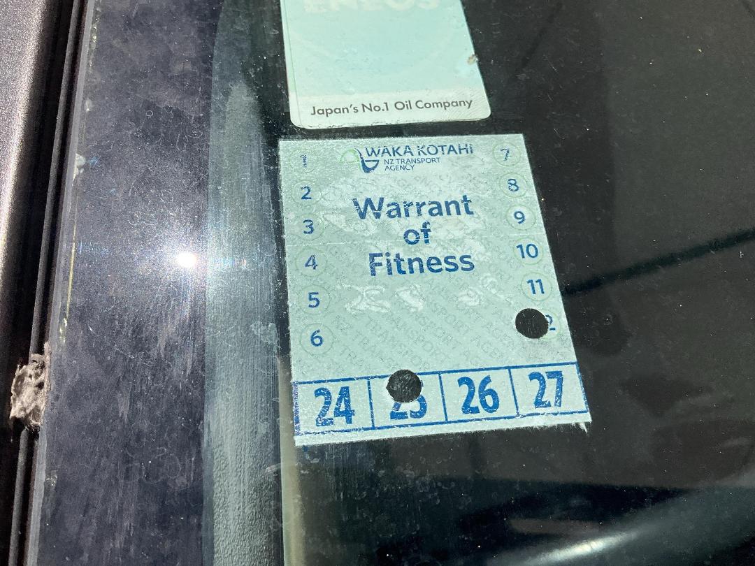 Photo '30' of Toyota Prius Photo '30' of Toyota Prius