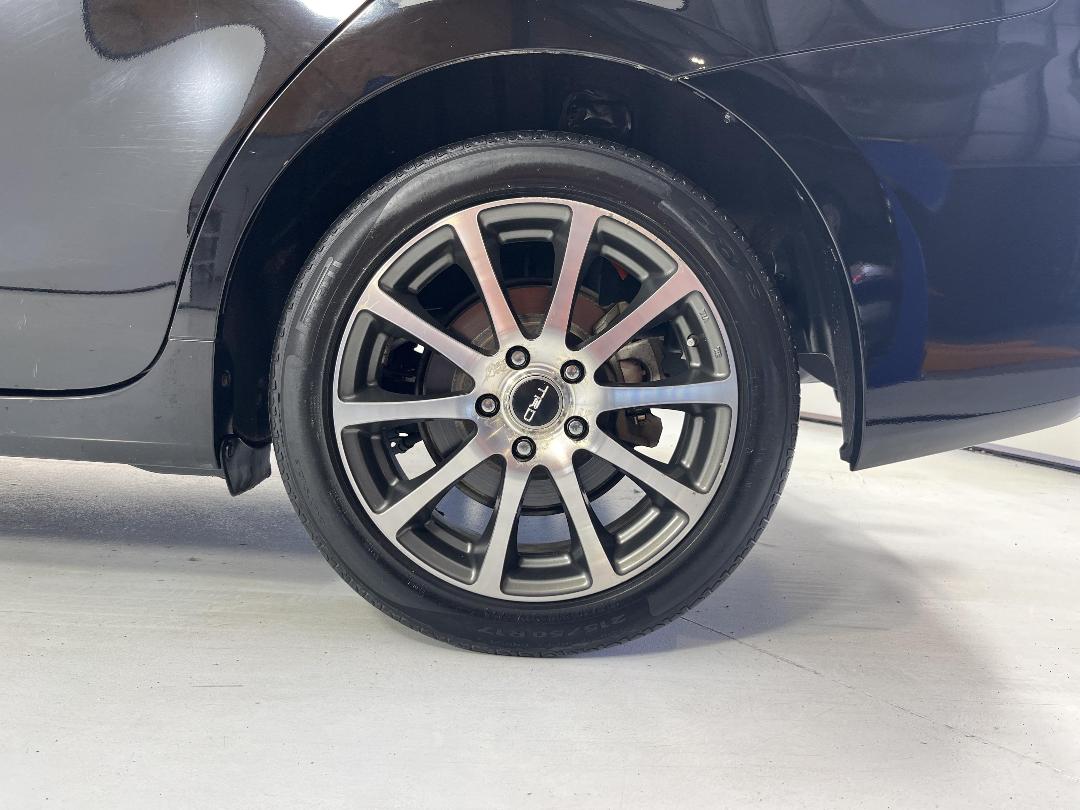 Photo '11' of Toyota Prius Photo '11' of Toyota Prius