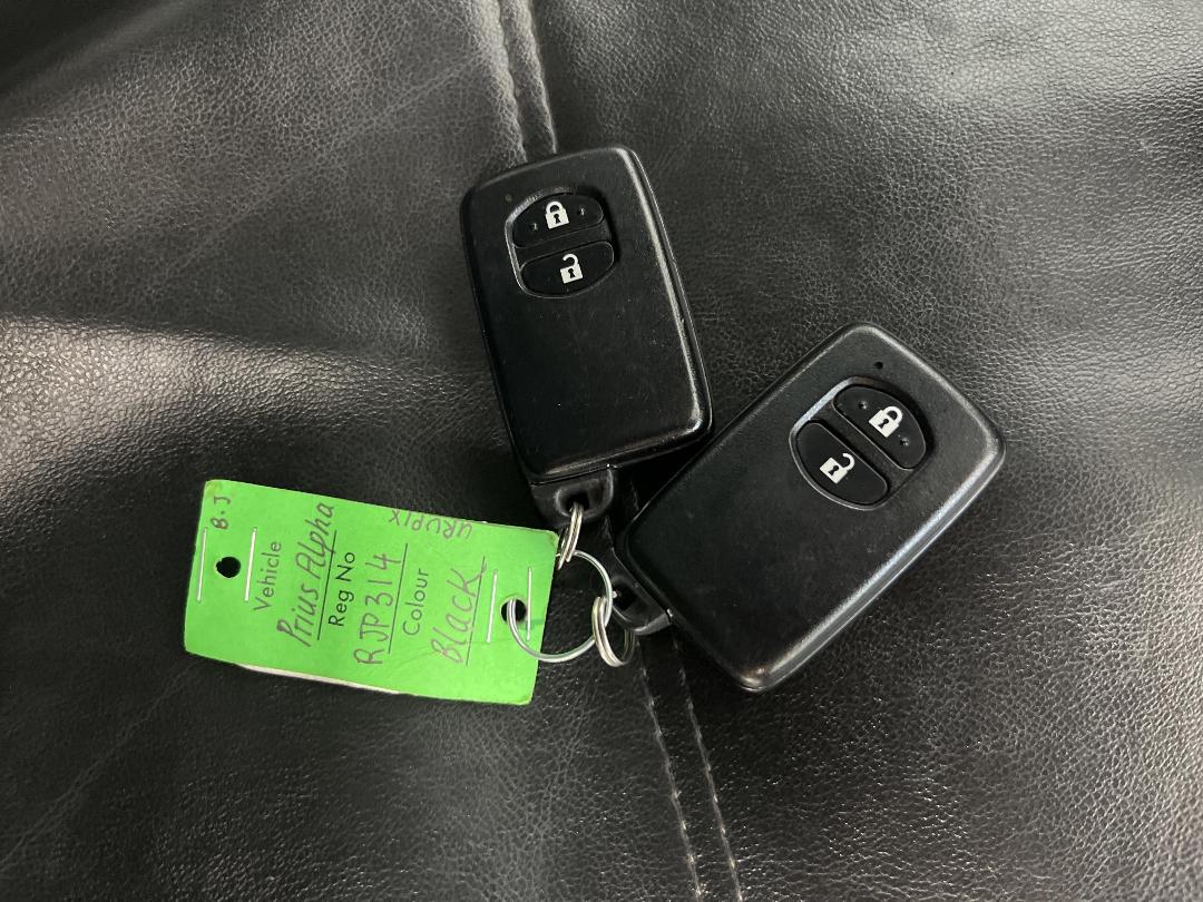 Photo '22' of Toyota Prius Photo '22' of Toyota Prius