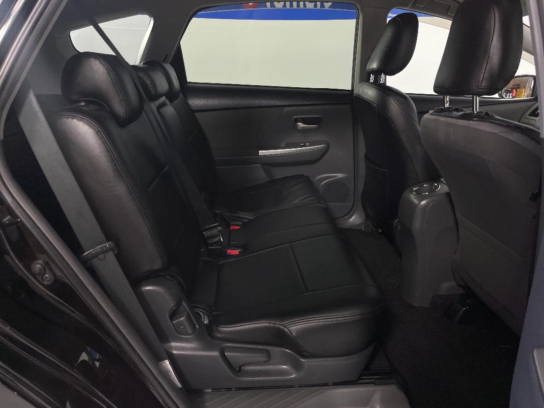 Photo '19' of Toyota Prius Photo '19' of Toyota Prius