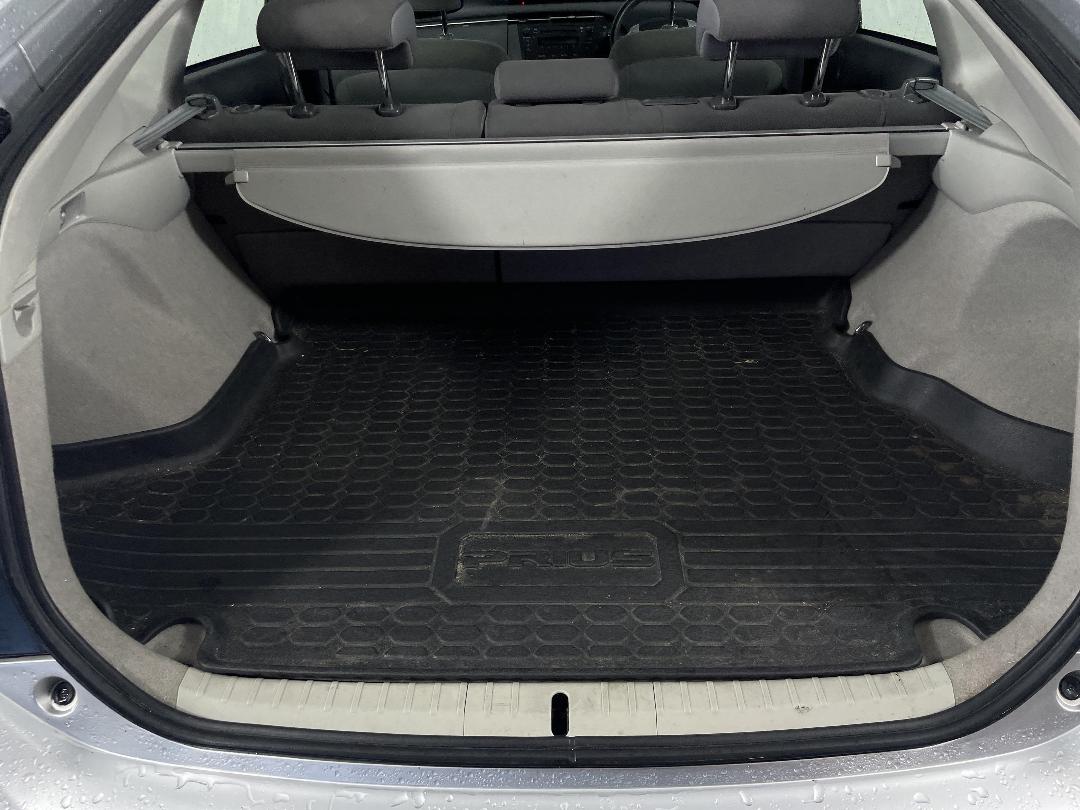 Photo '14' of Toyota Prius Photo '14' of Toyota Prius