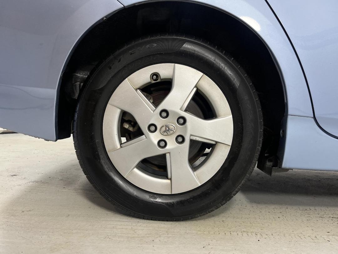 Photo '12' of Toyota Prius Photo '12' of Toyota Prius