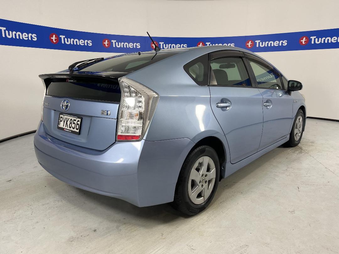 Photo '7' of Toyota Prius Photo '7' of Toyota Prius