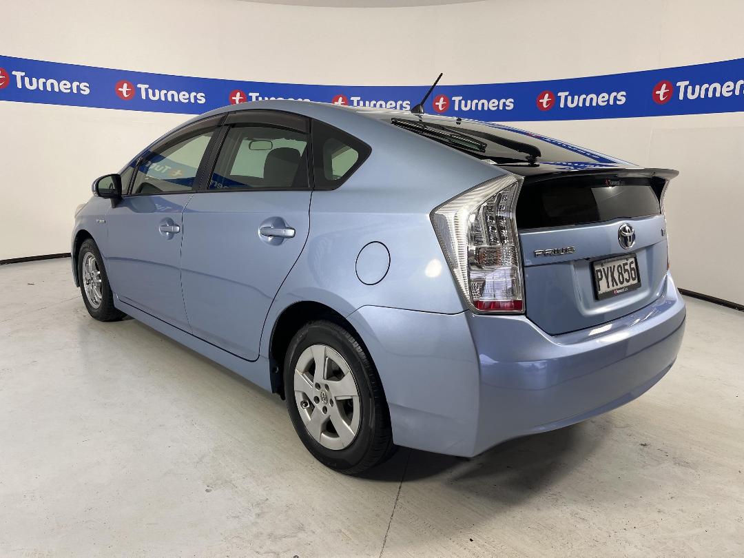 Photo '5' of Toyota Prius Photo '5' of Toyota Prius