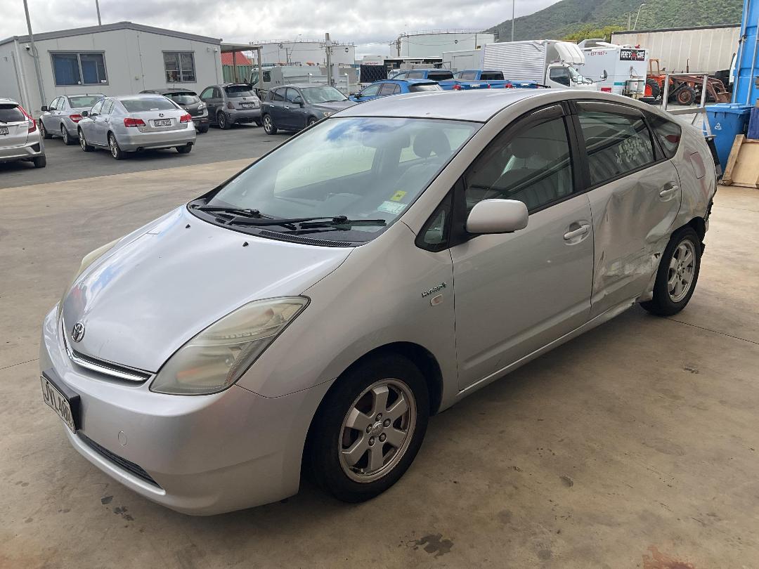 Photo '2' of Toyota Prius Photo '2' of Toyota Prius