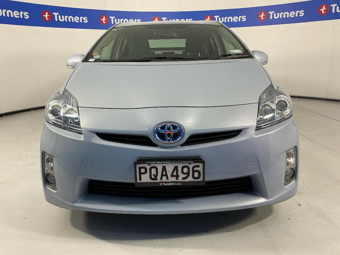 Photo '2' of Toyota Prius Photo '2' of Toyota Prius