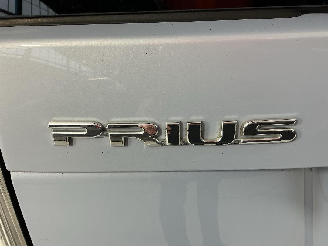 Photo '28' of Toyota Prius Photo '28' of Toyota Prius