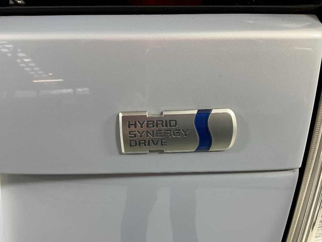 Photo '29' of Toyota Prius Photo '29' of Toyota Prius