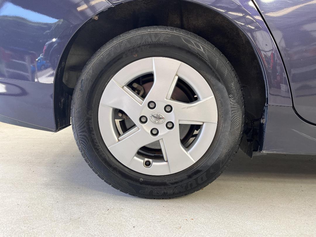 Photo '12' of Toyota Prius