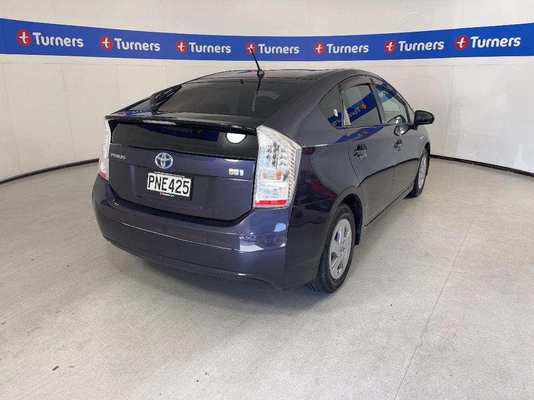 Photo '7' of Toyota Prius