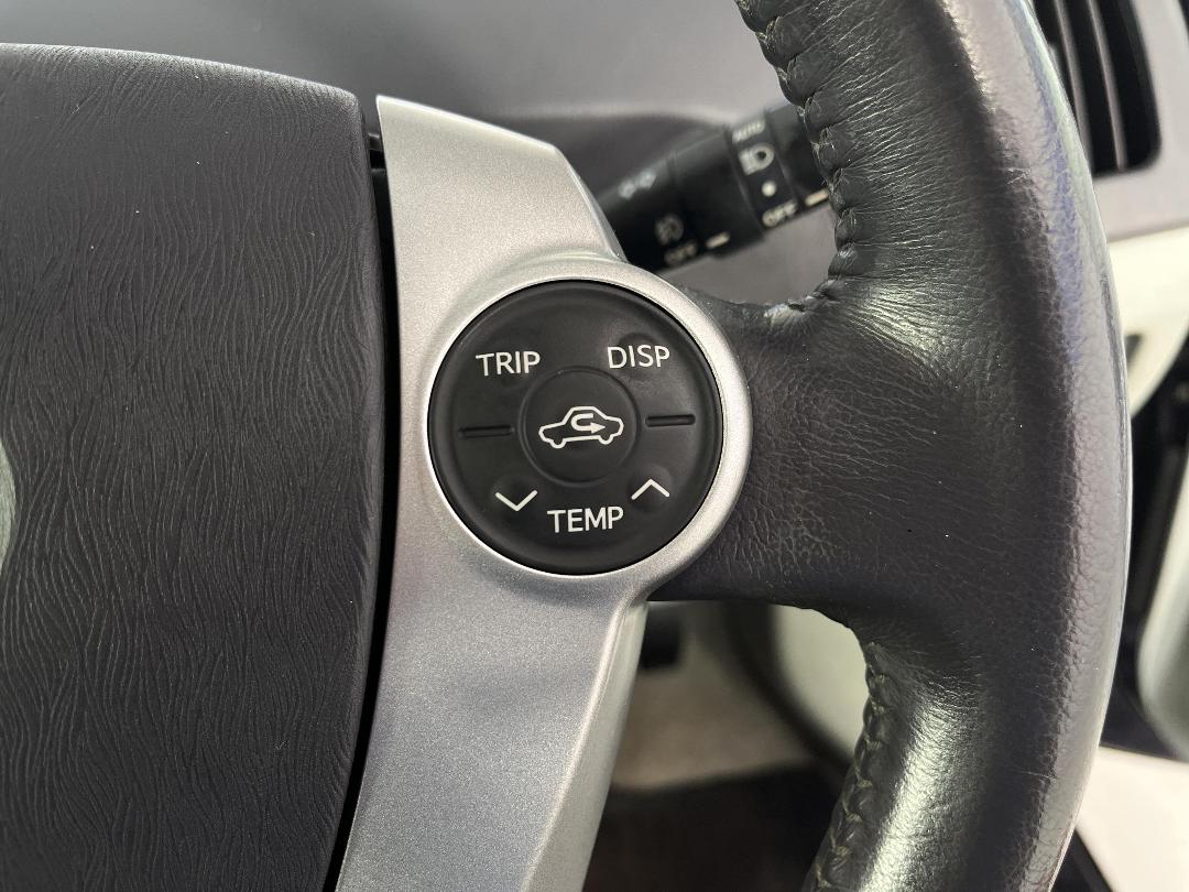 Photo '25' of Toyota Prius