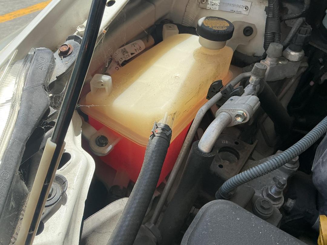 Photo '17' of Toyota Prius Hybrid Photo '17' of Toyota Prius Hybrid