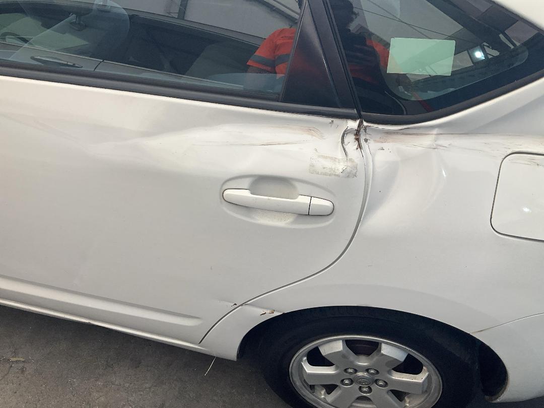 Photo '14' of Toyota Prius