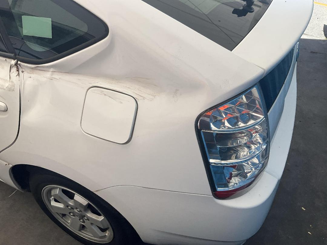 Photo '15' of Toyota Prius