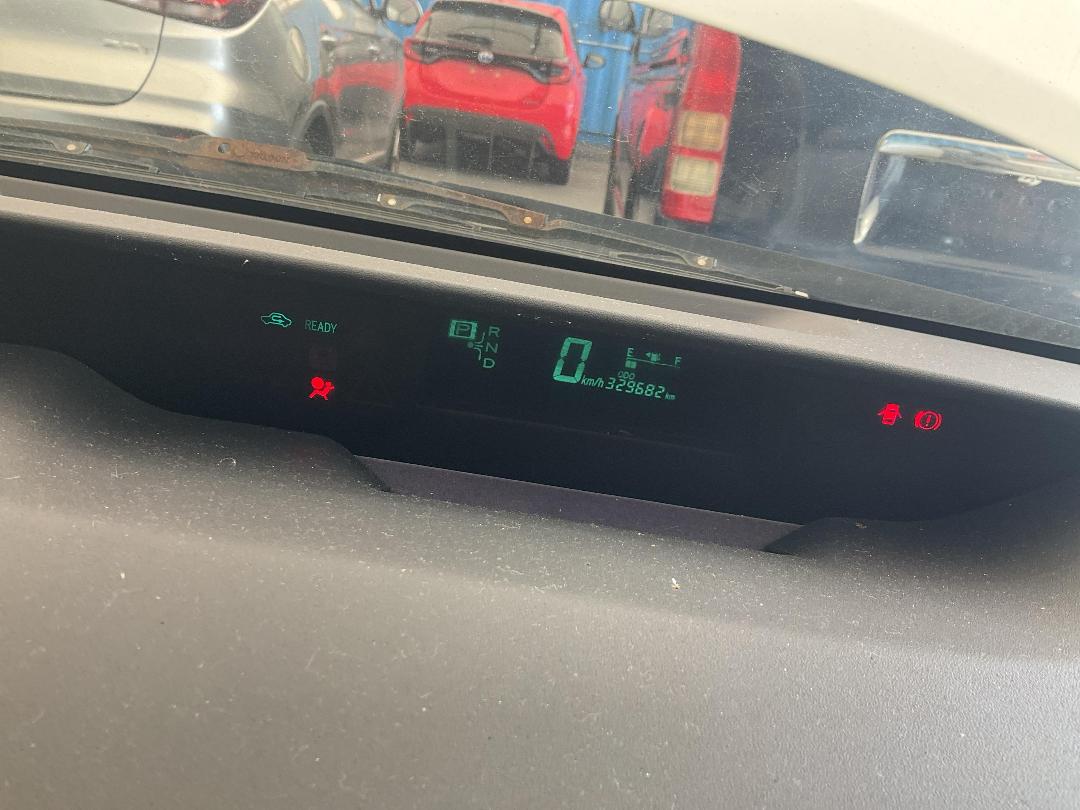 Photo '23' of Toyota Prius