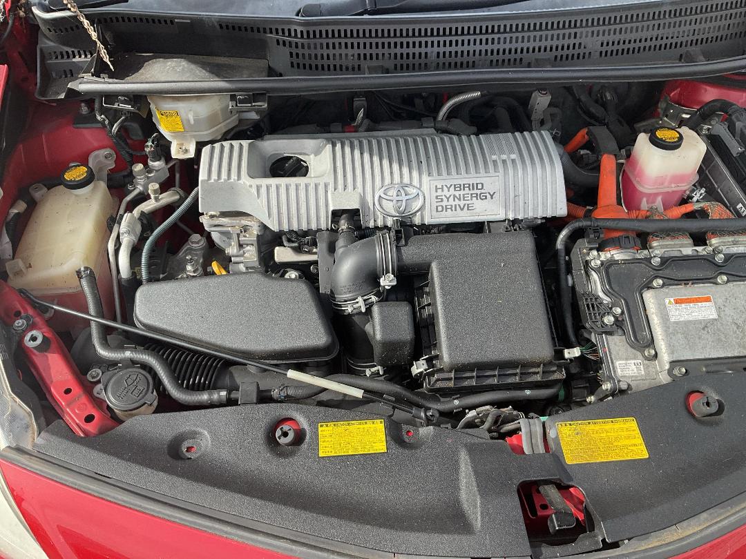 Photo '8' of Toyota Prius